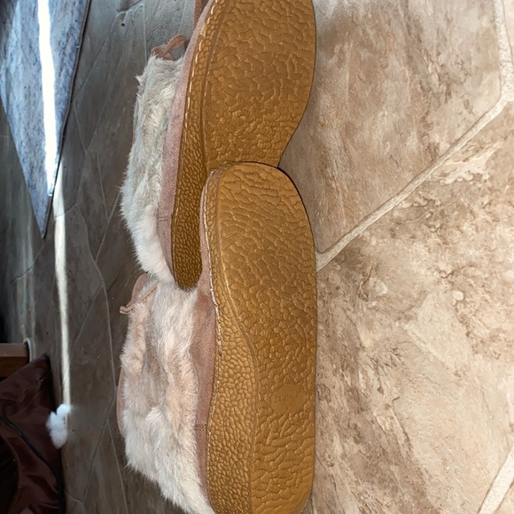 BEARPAW RABBIT FUR BOOTS😍😍😍😍😍😍 - Picture 3 of 5